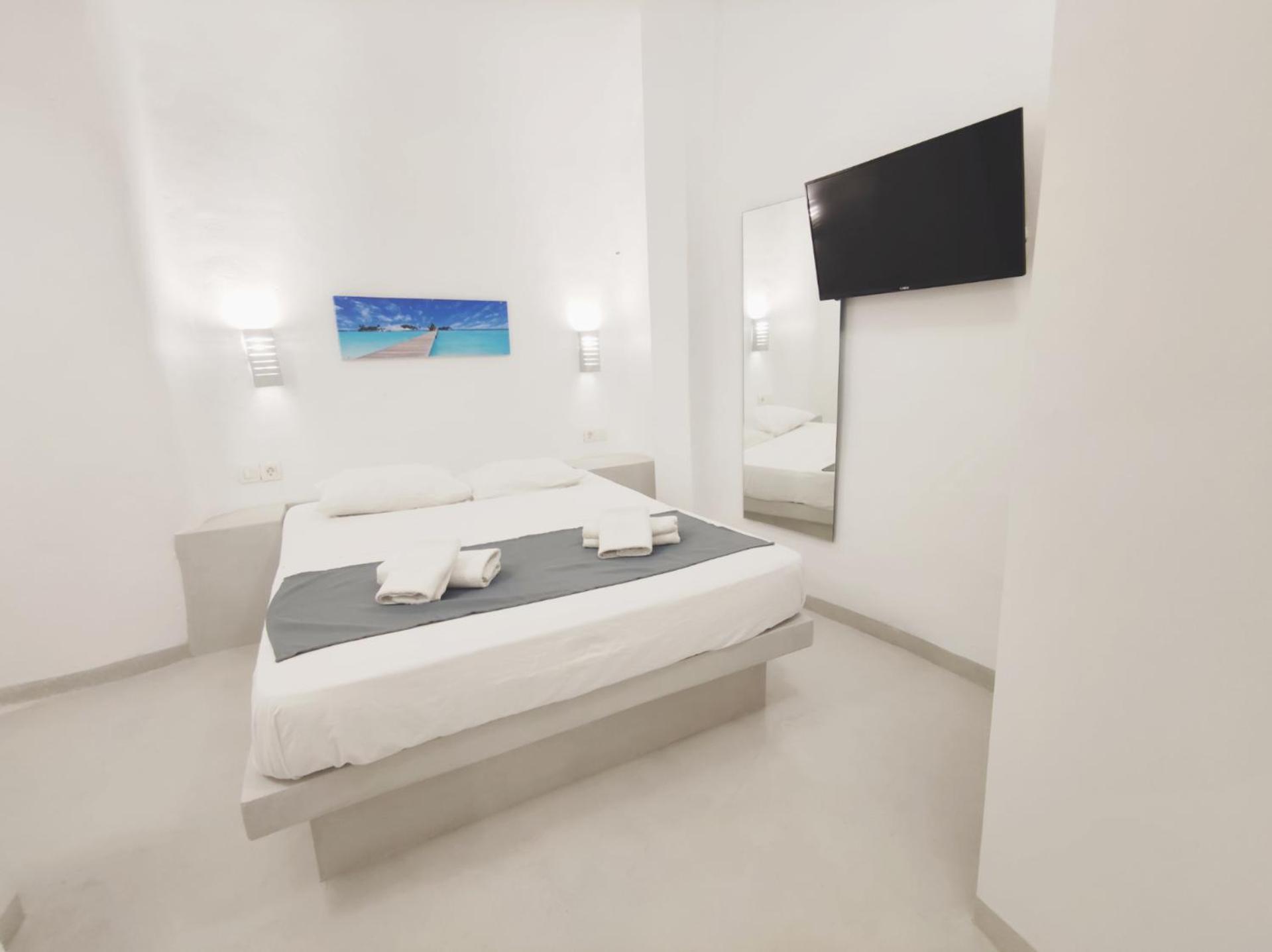 Low Cost Fira Center Rooms Exteriör bild